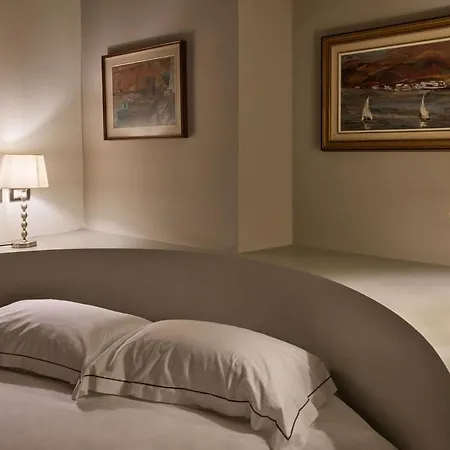 Treasurerome Trevi Private Palazzo *